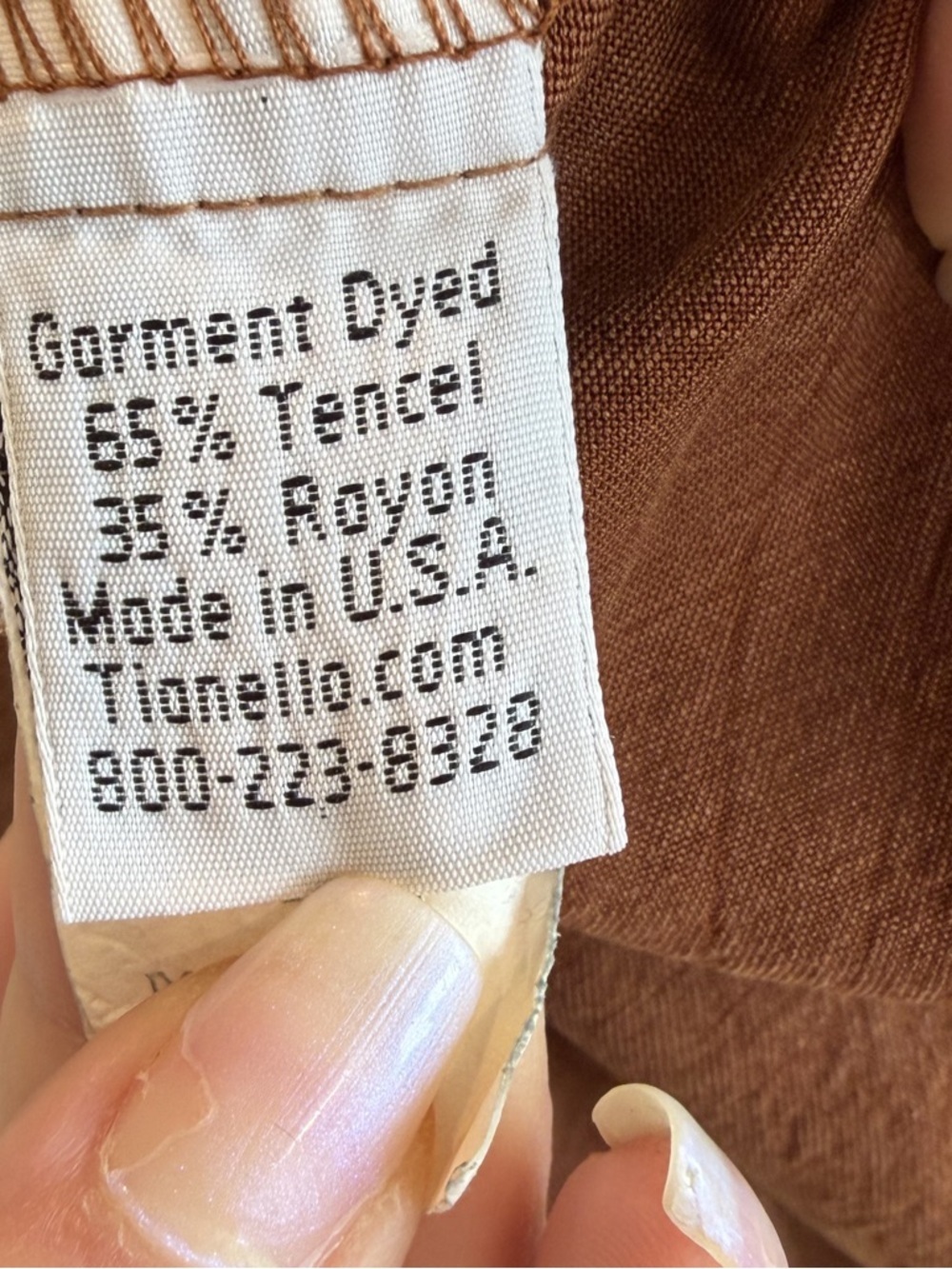 Tianello Women's Button-Down Shirt in Warm Brown - Picture 4 of 6